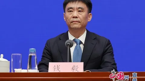 2026最新动态：恒生指数调整前瞻，关键点